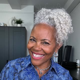 Diane BrittSmith  ProAger. Actor  Model. NYC