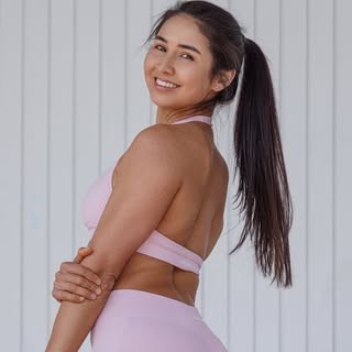 Anjuli  Online Fat Loss Coach