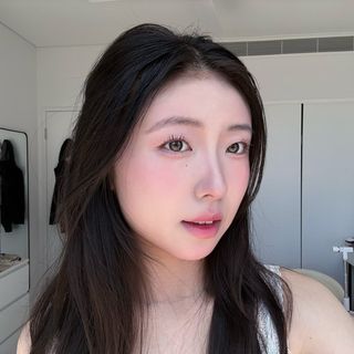 lucy | asian beauty content creator