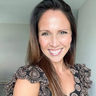 Allison Peters  lifestyle  clean energy