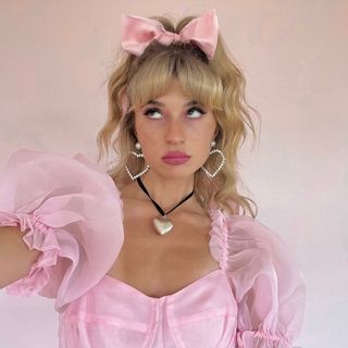 𝓗𝓪𝓷𝓷𝓪𝓱 𝓓𝓪𝓱𝓵 𝓡𝓸𝓼𝓼